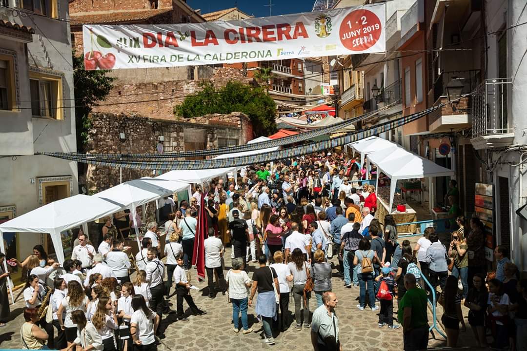 Read more about the article La Fira de la Calderona-Dia de la Cirera ja és festa d’interés turístic autonòmic