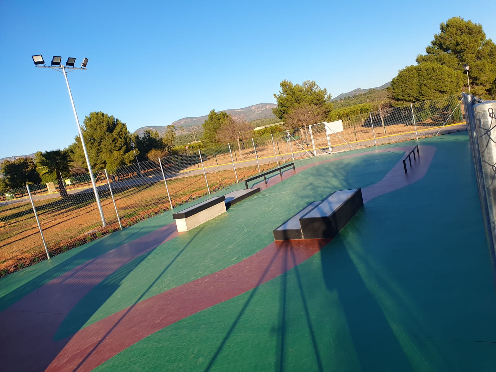 Lee más sobre el artículo Nuevo skate park en la urbanización Torre de Portaceli