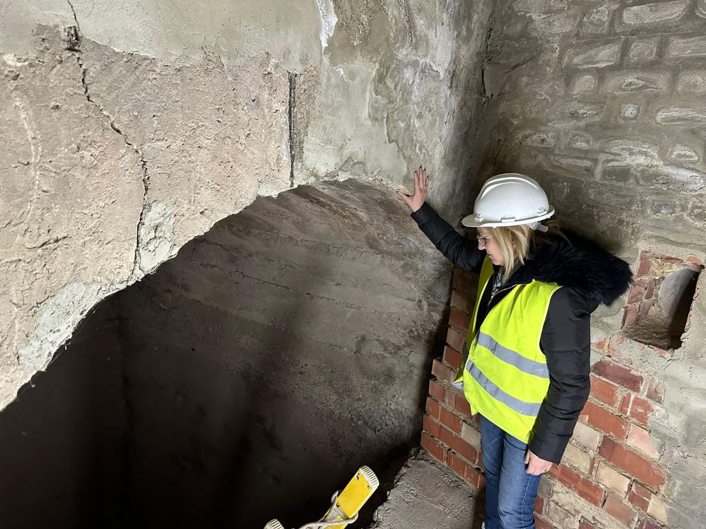 Read more about the article Obres de renovació del clavegueram de la plaça del Castell