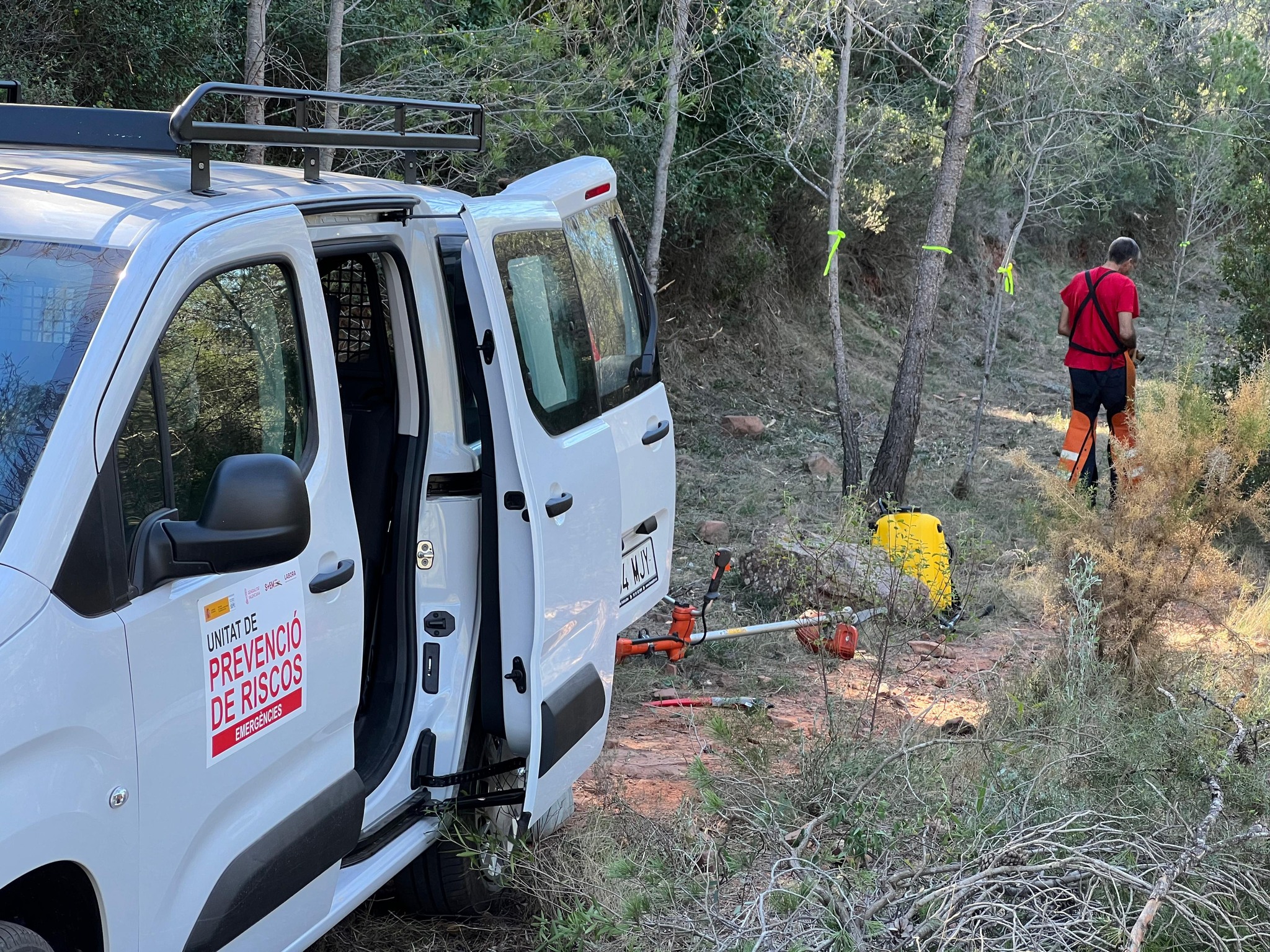 Read more about the article La brigada Emerge per previndre riscos d’incendis comença a treballar